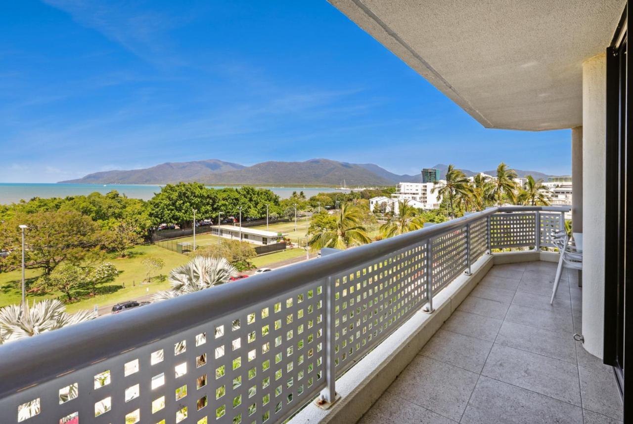 The Lookout At Northshore Tower Apartment Cairns Exterior photo